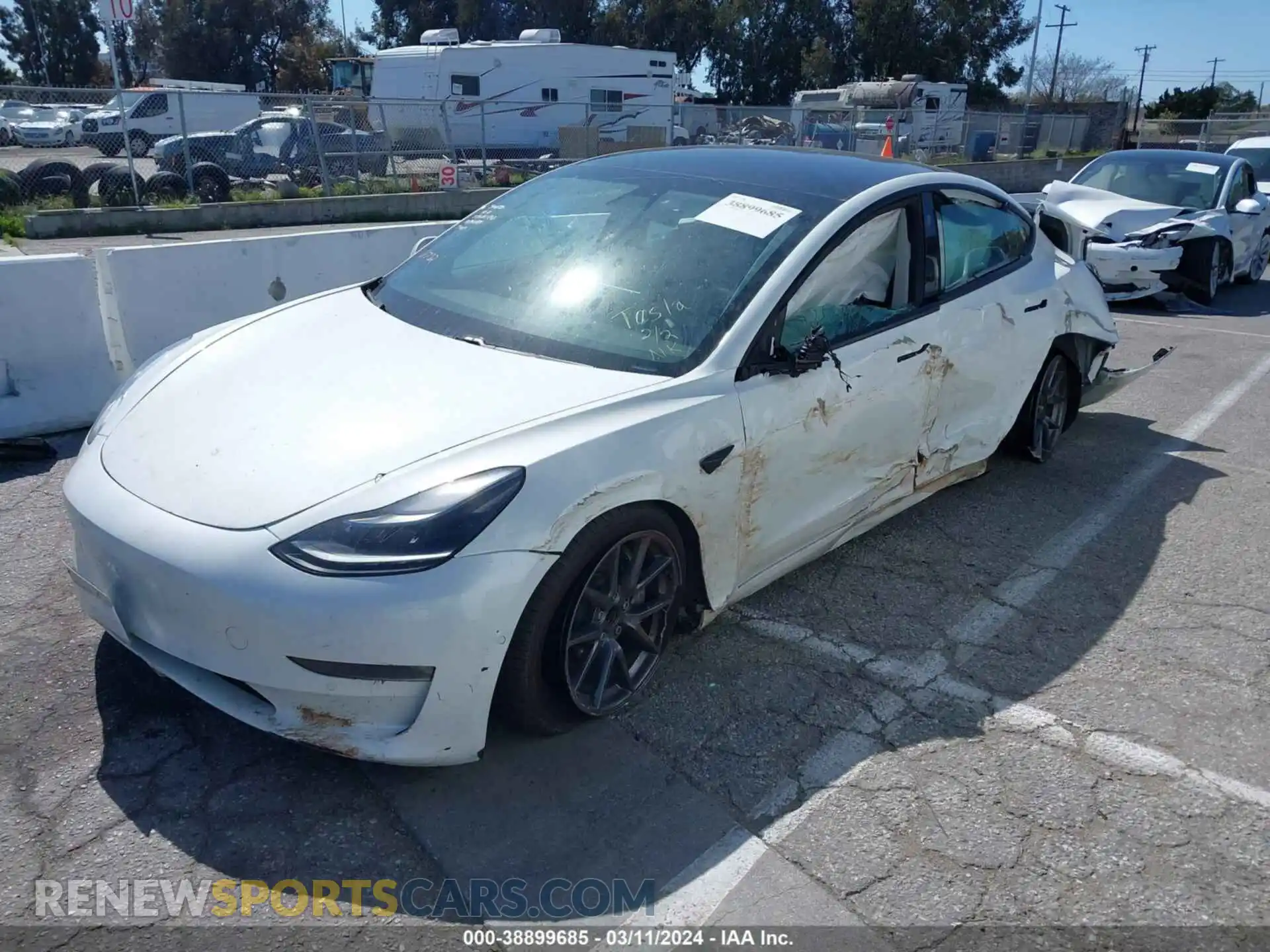 2 Photograph of a damaged car 5YJ3E1EA4MF961732 TESLA MODEL 3 2021