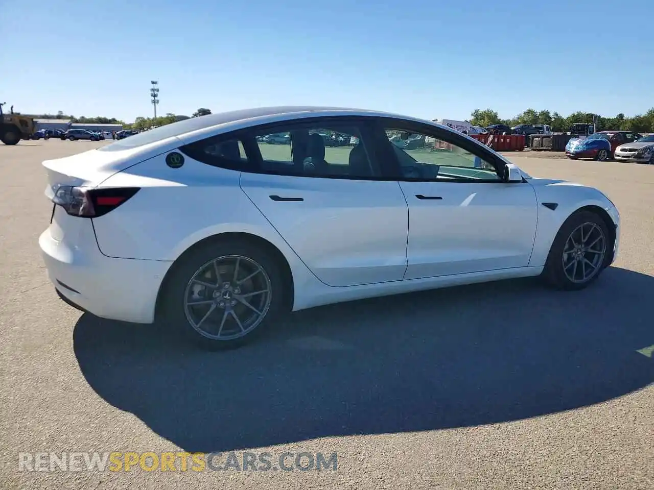 3 Photograph of a damaged car 5YJ3E1EA5MF030253 TESLA MODEL 3 2021