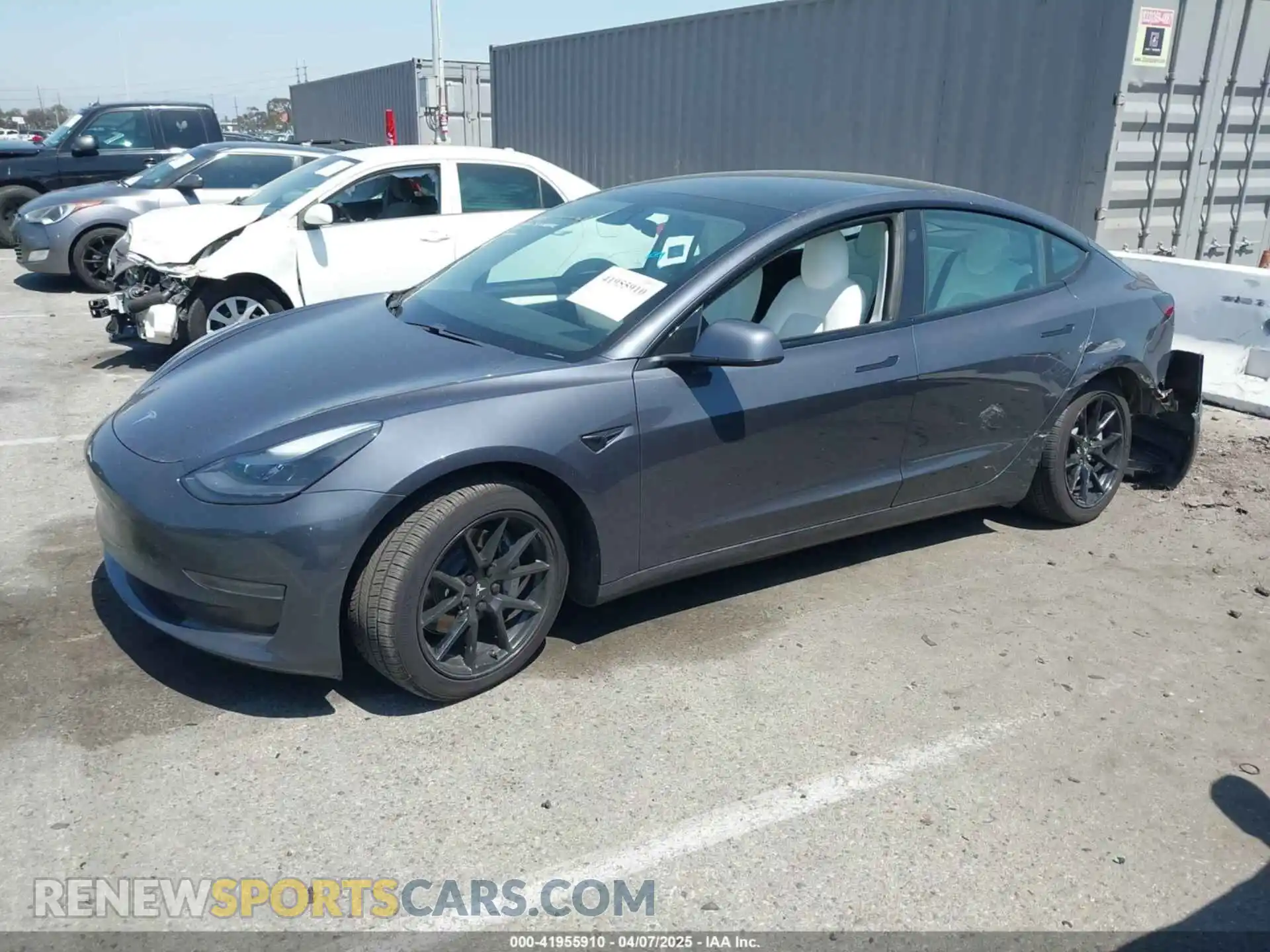 2 Photograph of a damaged car 5YJ3E1EA5MF069652 TESLA MODEL 3 2021
