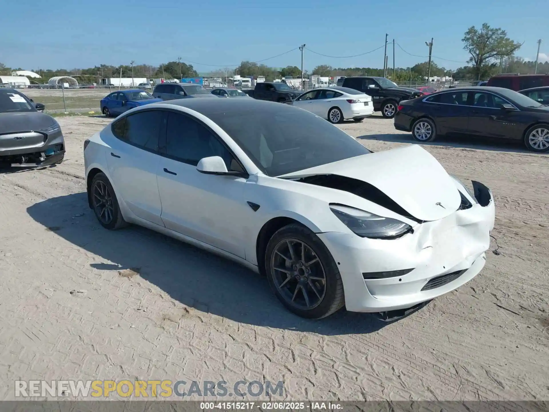1 Photograph of a damaged car 5YJ3E1EA5MF082417 TESLA MODEL 3 2021