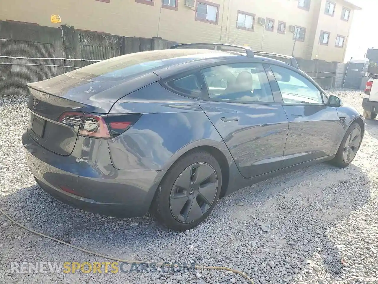 3 Photograph of a damaged car 5YJ3E1EA5MF092610 TESLA MODEL 3 2021