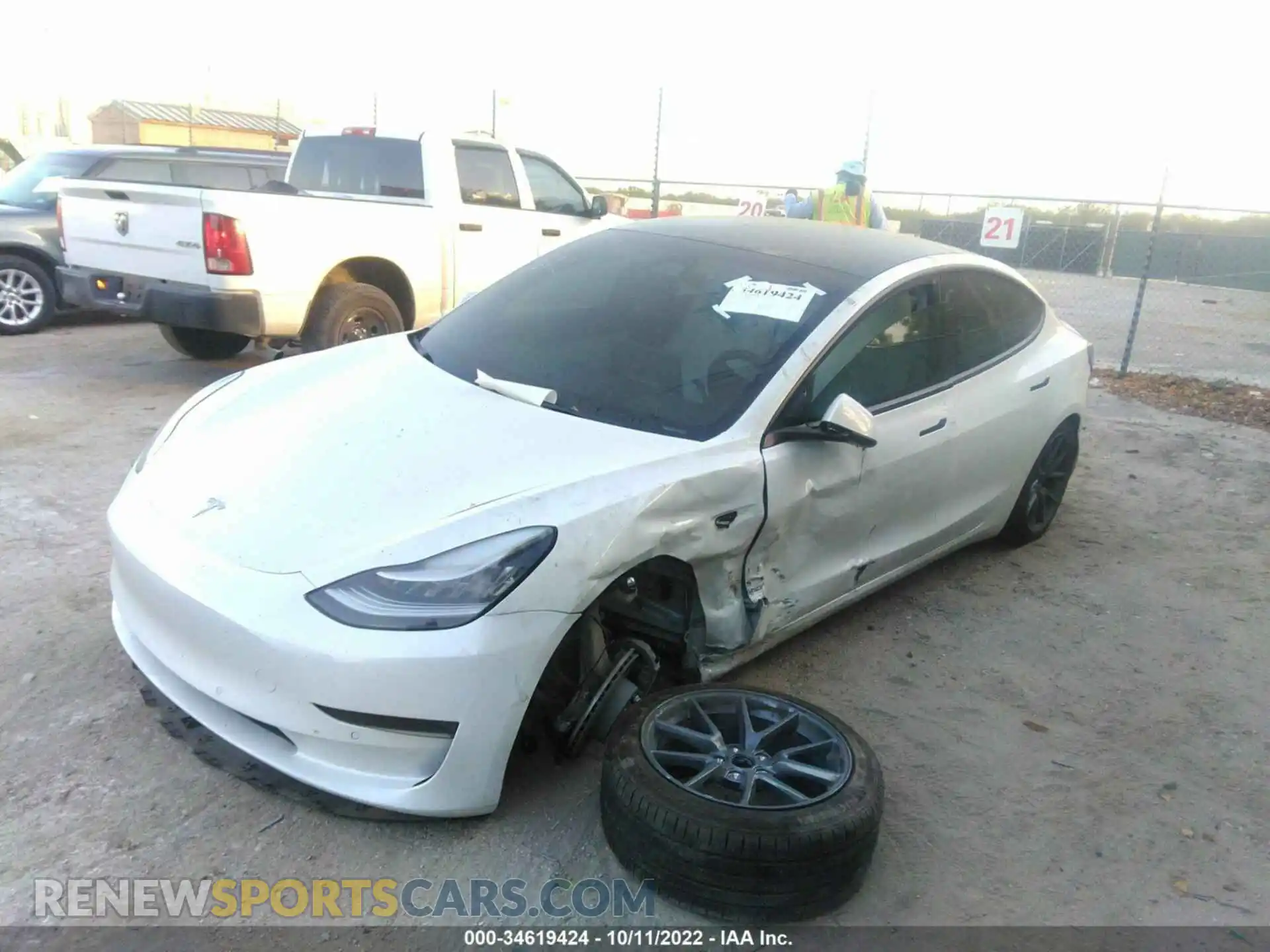 2 Photograph of a damaged car 5YJ3E1EA5MF853636 TESLA MODEL 3 2021