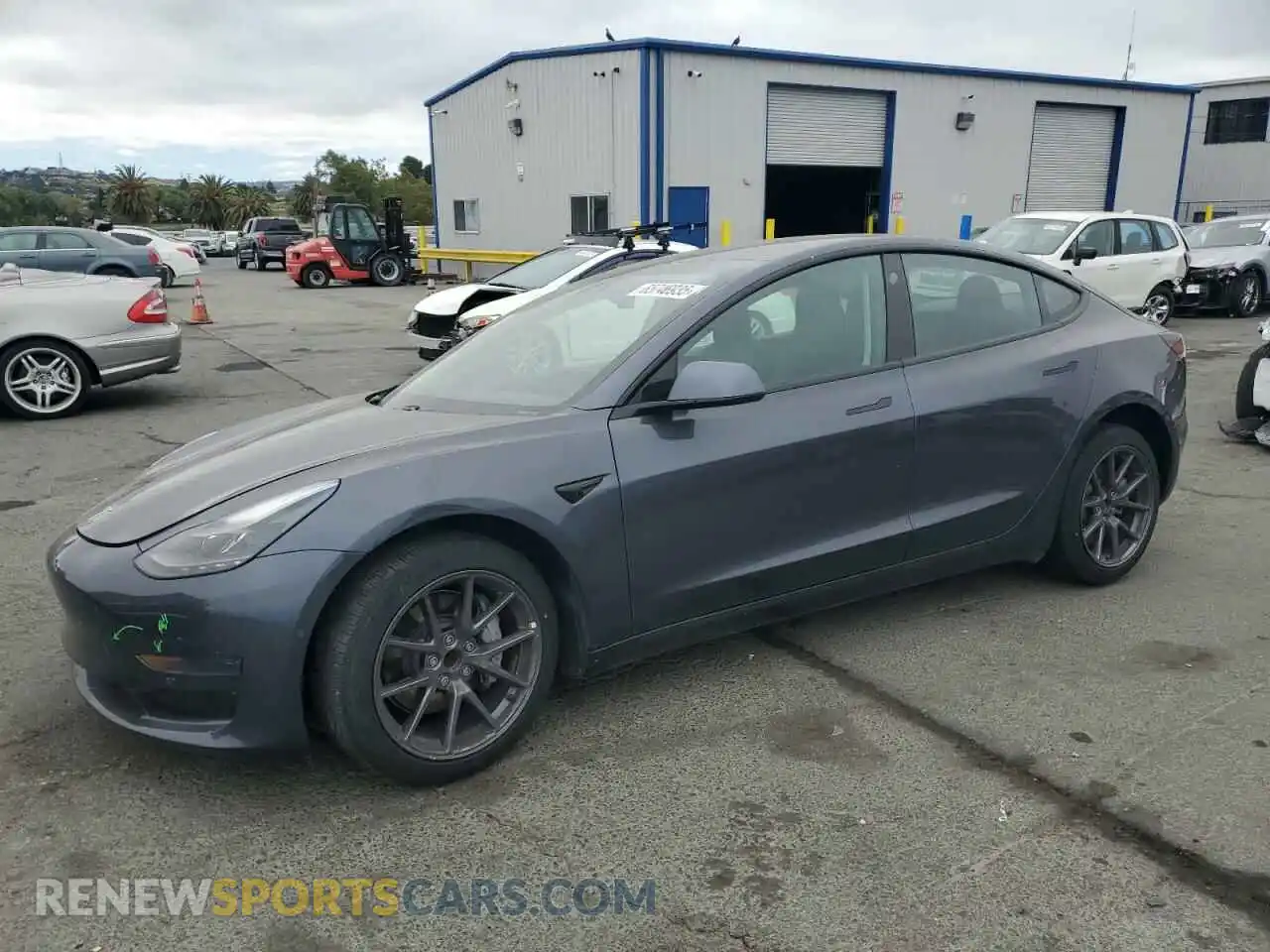 1 Photograph of a damaged car 5YJ3E1EA5MF877791 TESLA MODEL 3 2021