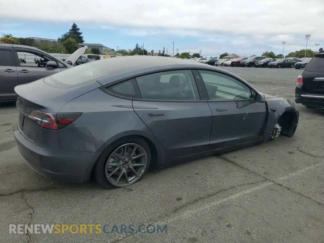 3 Photograph of a damaged car 5YJ3E1EA5MF877791 TESLA MODEL 3 2021