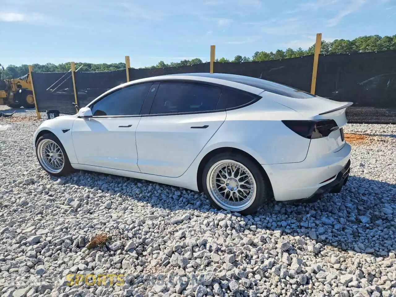 2 Photograph of a damaged car 5YJ3E1EA5MF978104 TESLA MODEL 3 2021