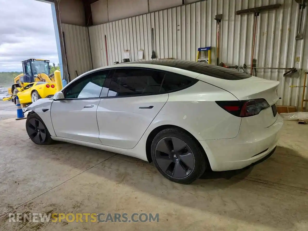 2 Photograph of a damaged car 5YJ3E1EA5MF994321 TESLA MODEL 3 2021