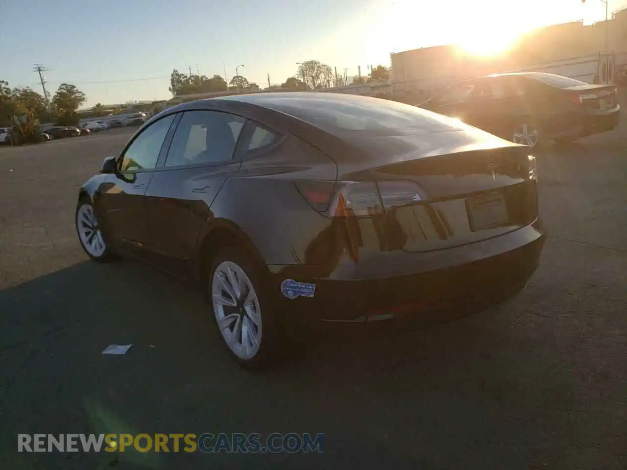 3 Photograph of a damaged car 5YJ3E1EA6MF001411 TESLA MODEL 3 2021