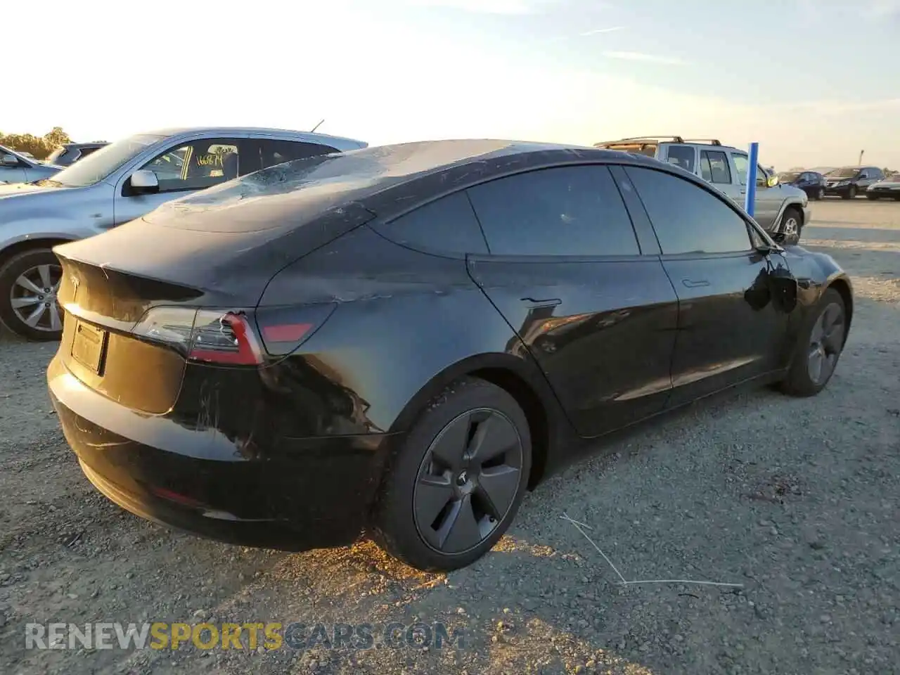 3 Фотография поврежденного автомобиля 5YJ3E1EA6MF067098 TESLA MODEL 3 2021