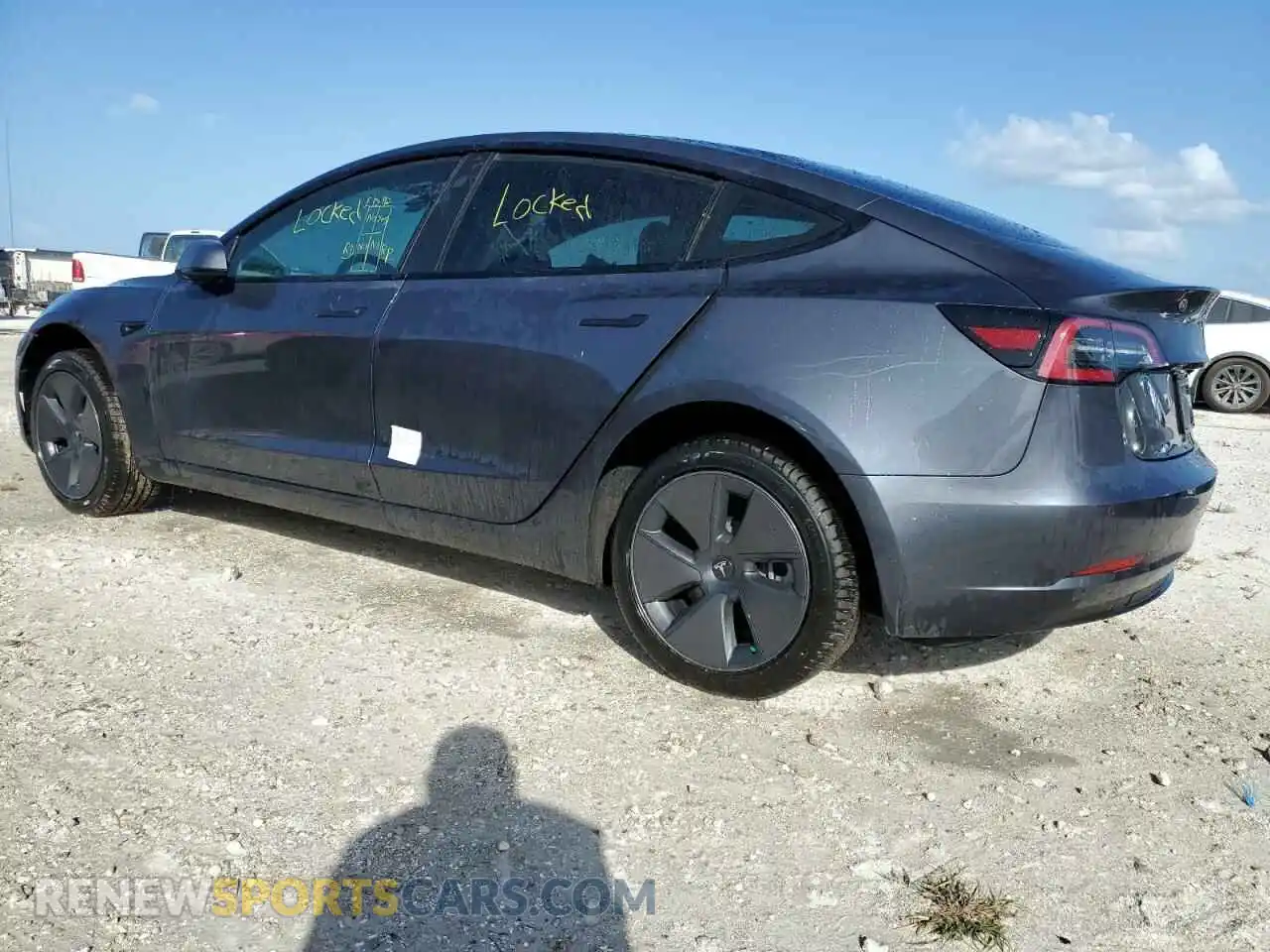 2 fotografías del automóvil dañado 5YJ3E1EA6MF089232 TESLA MODEL 3 2021