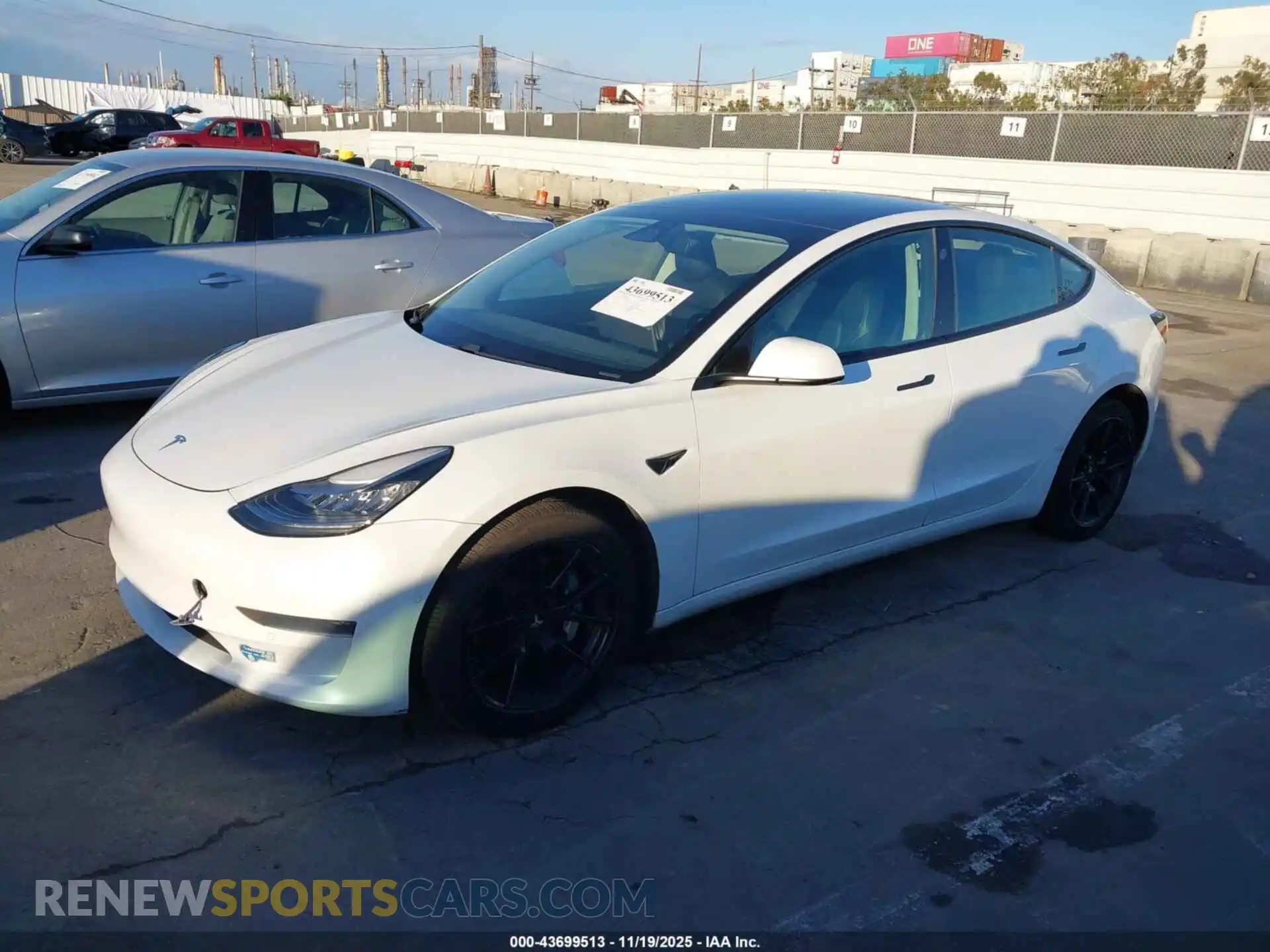 2 Photograph of a damaged car 5YJ3E1EA6MF850552 TESLA MODEL 3 2021