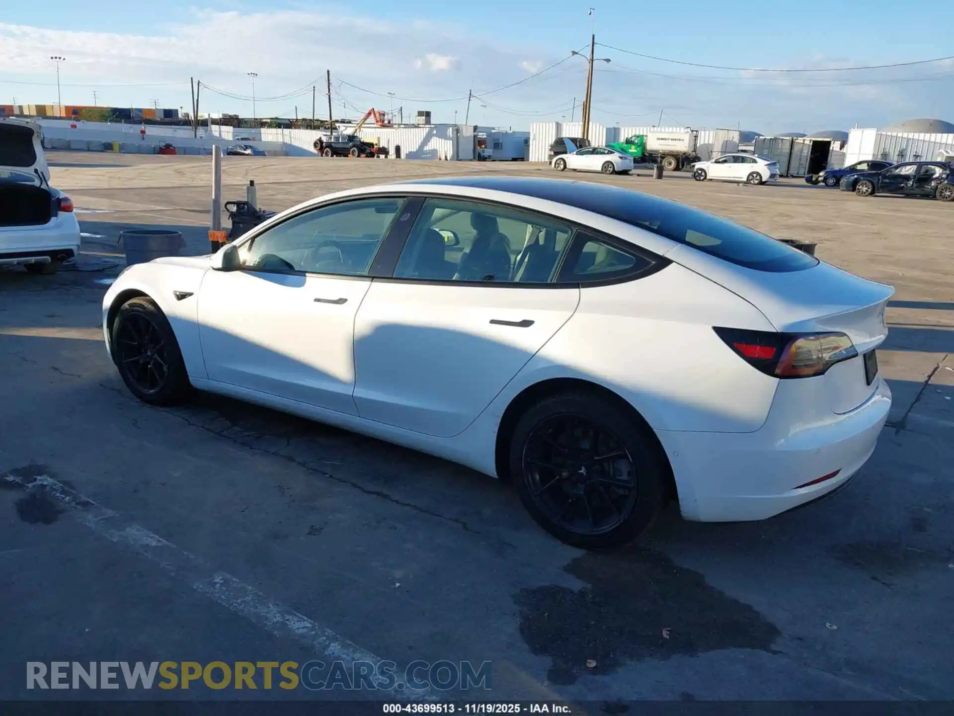 3 Photograph of a damaged car 5YJ3E1EA6MF850552 TESLA MODEL 3 2021