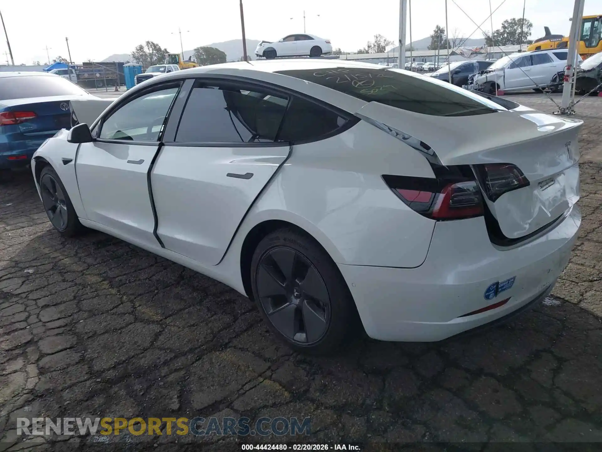 3 Photograph of a damaged car 5YJ3E1EA6MF938534 TESLA MODEL 3 2021