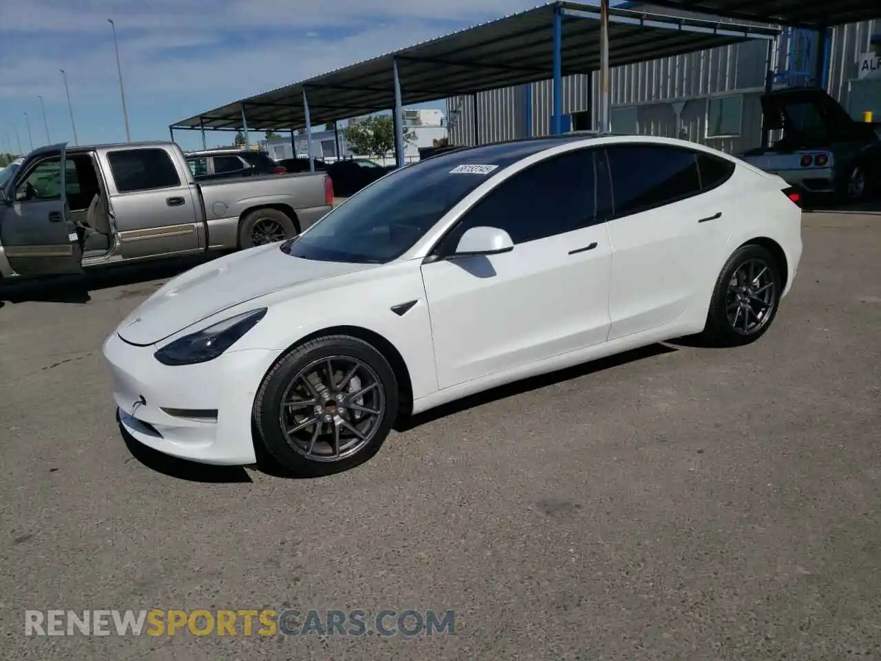 1 Photograph of a damaged car 5YJ3E1EA6MF939473 TESLA MODEL 3 2021