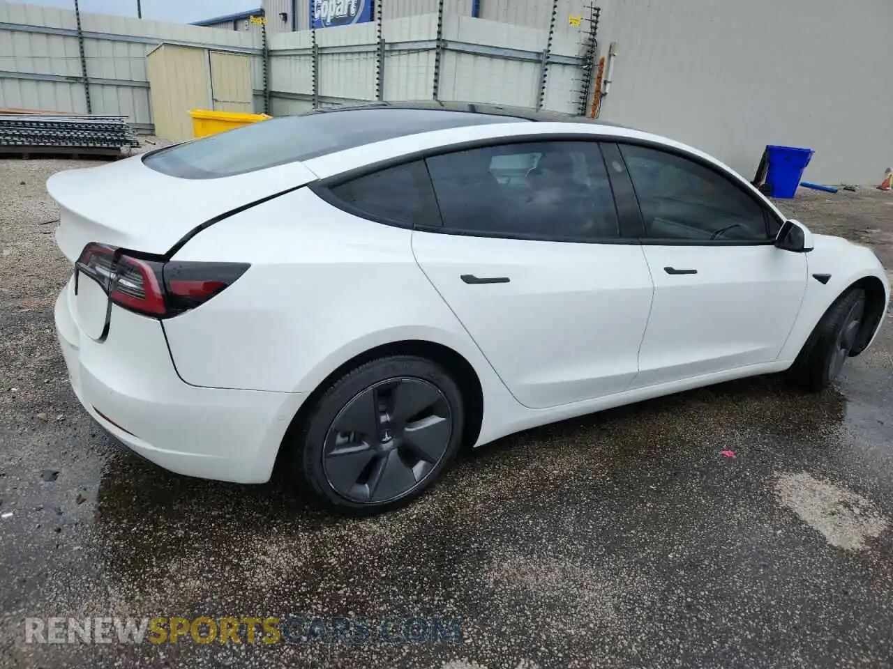 3 Photograph of a damaged car 5YJ3E1EA7MF016533 TESLA MODEL 3 2021