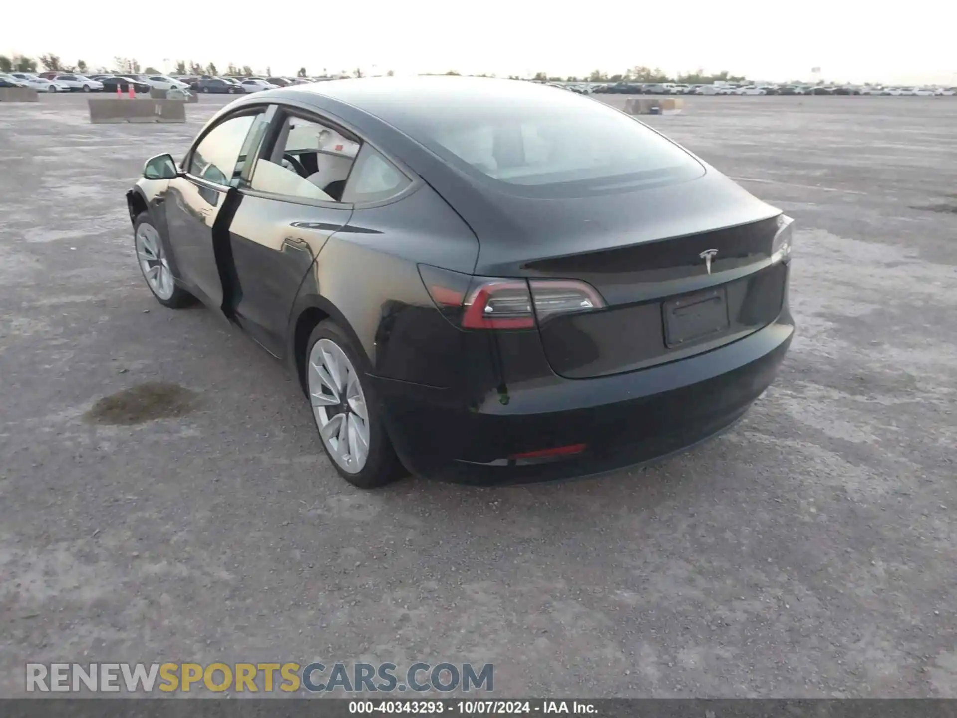 3 Photograph of a damaged car 5YJ3E1EA7MF057860 TESLA MODEL 3 2021