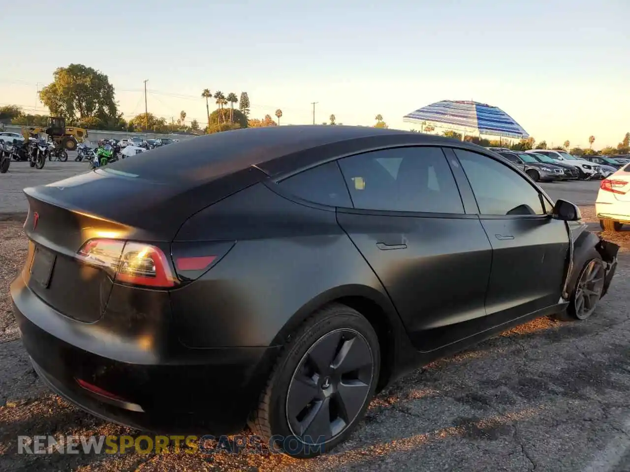 3 Photograph of a damaged car 5YJ3E1EA7MF061259 TESLA MODEL 3 2021
