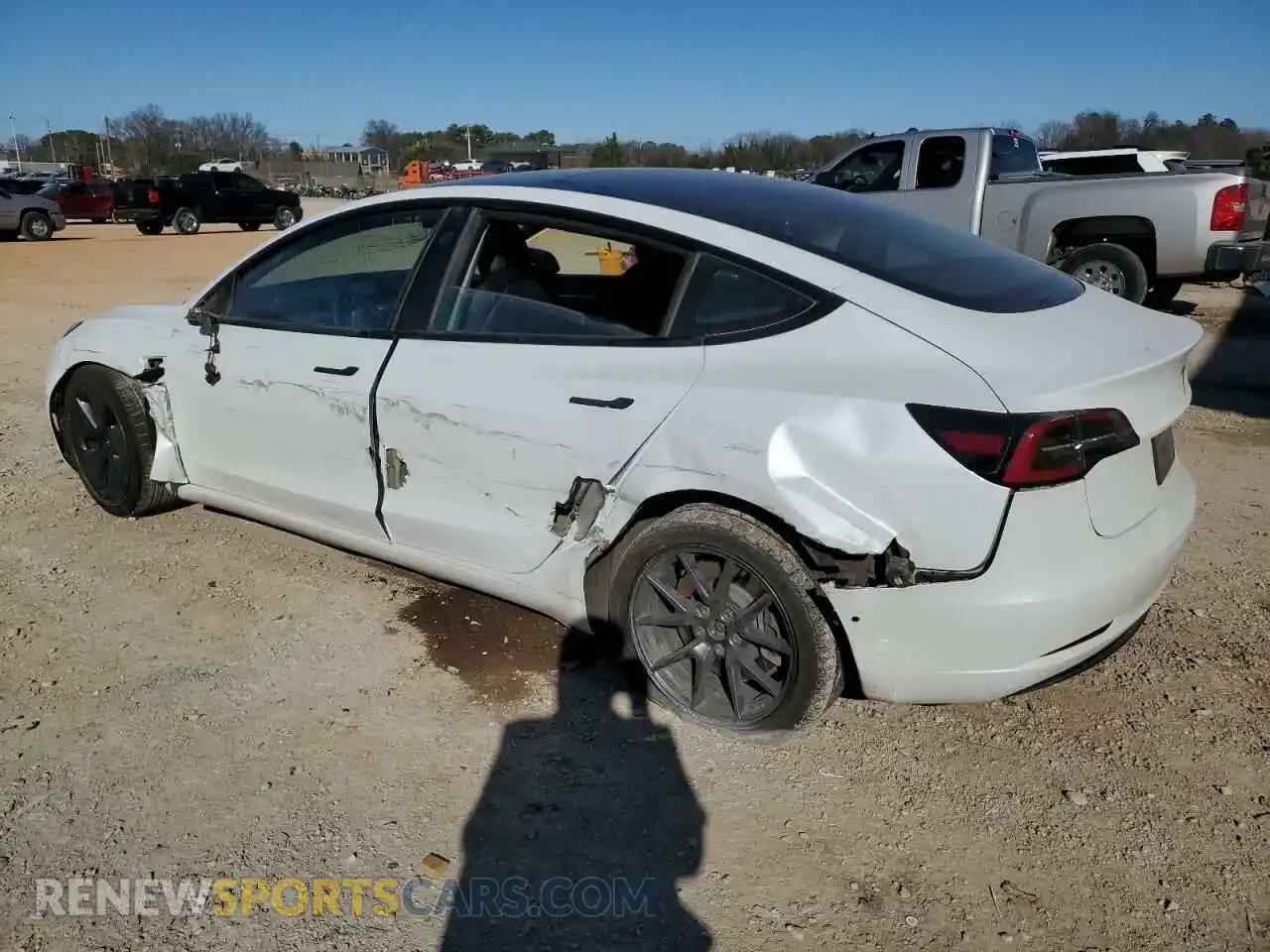 2 Photograph of a damaged car 5YJ3E1EA7MF093449 TESLA MODEL 3 2021