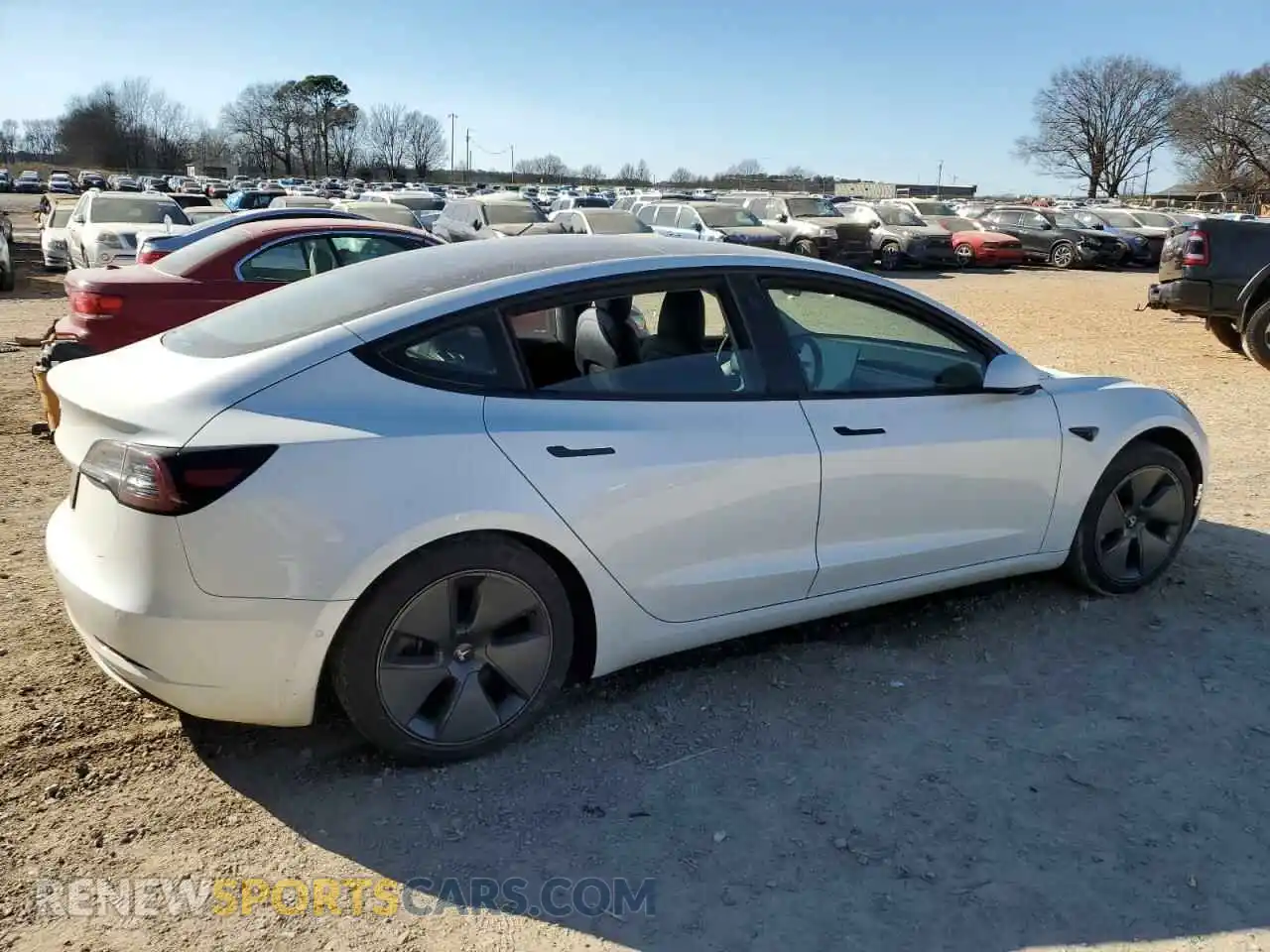 3 Photograph of a damaged car 5YJ3E1EA7MF093449 TESLA MODEL 3 2021