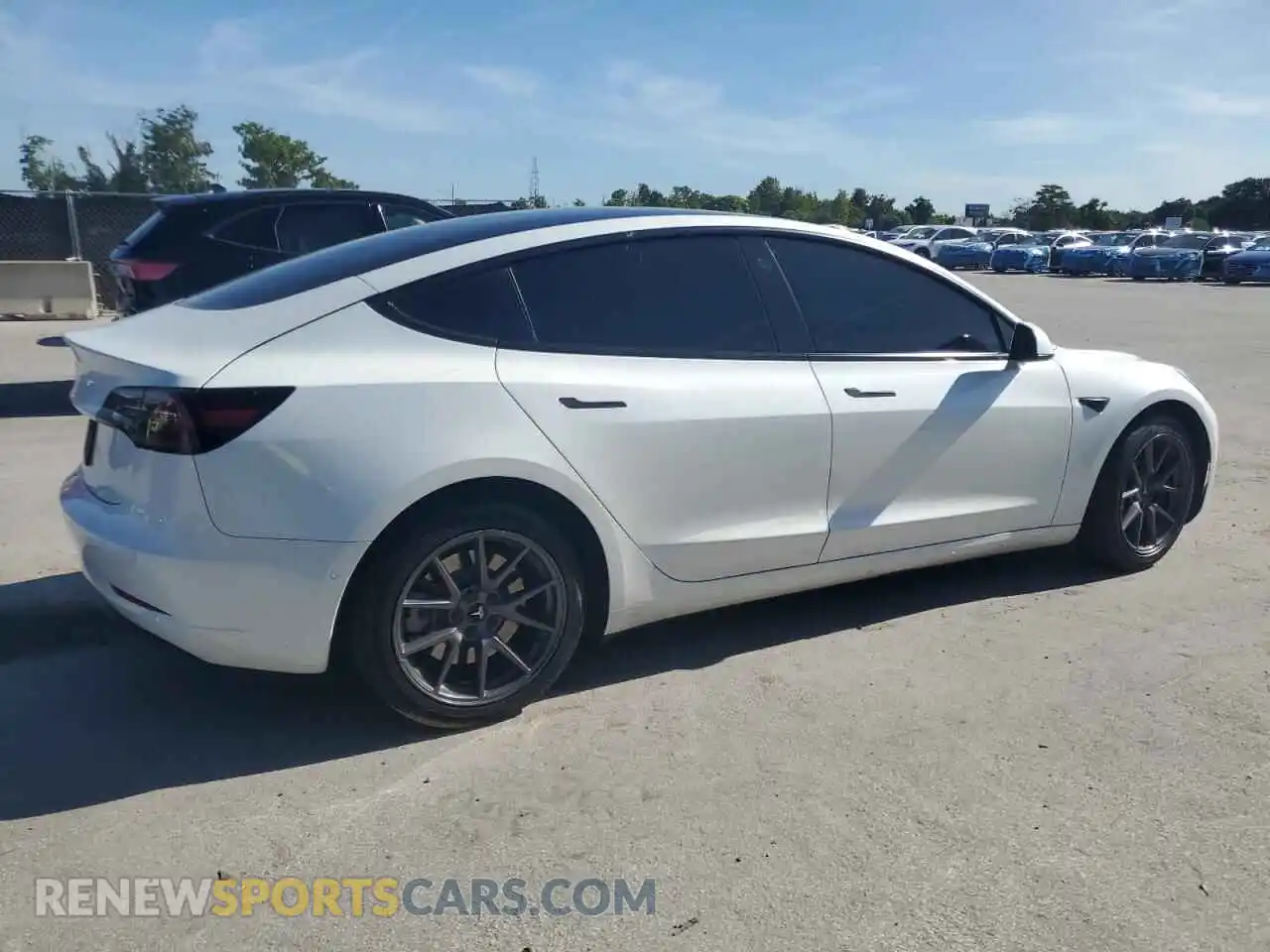 3 fotografías del automóvil dañado 5YJ3E1EA7MF093452 TESLA MODEL 3 2021