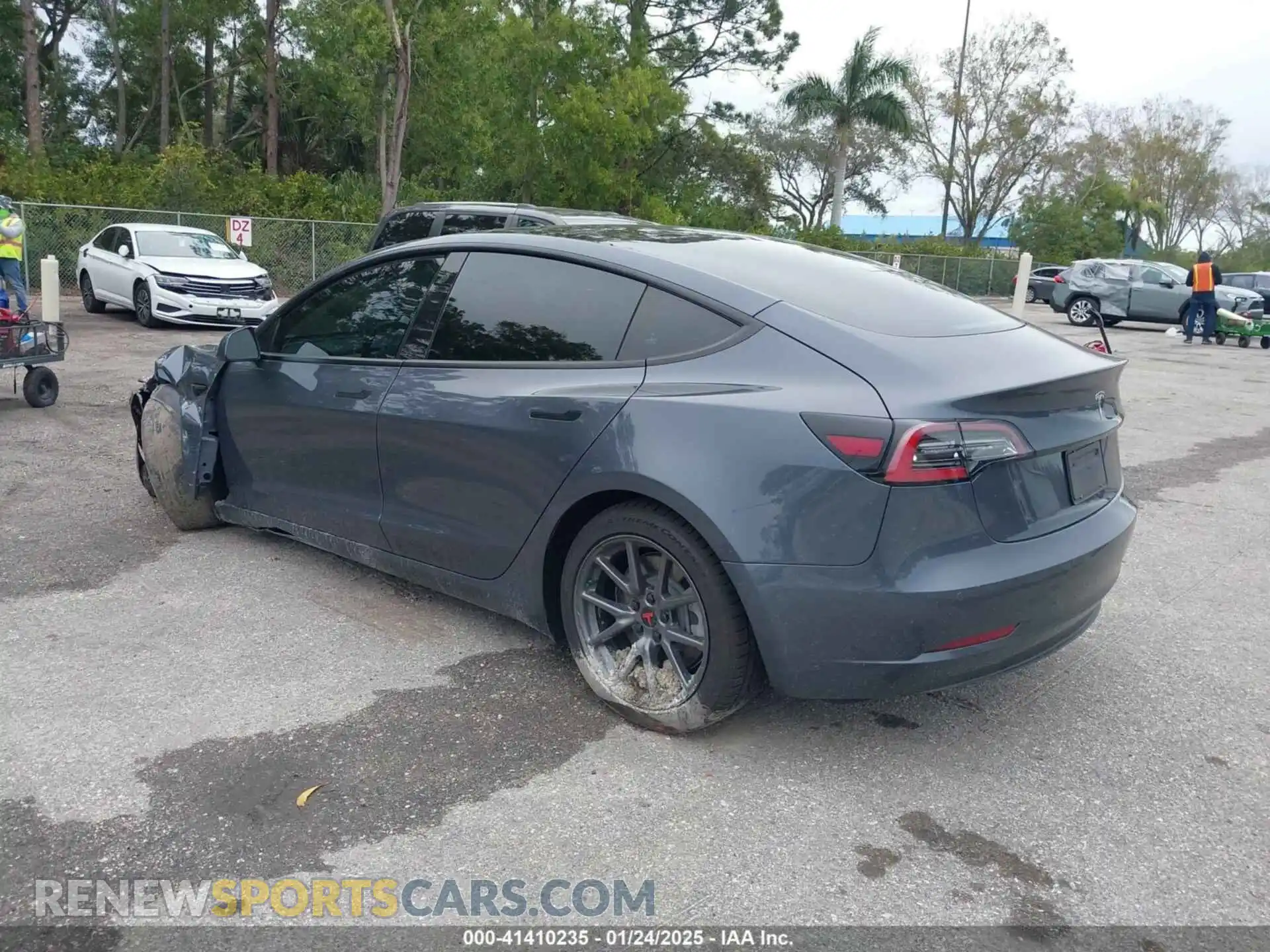 3 Photograph of a damaged car 5YJ3E1EA7MF873550 TESLA MODEL 3 2021