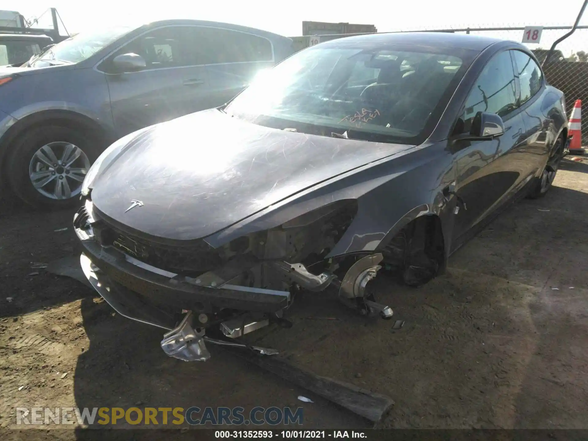 2 fotografías del automóvil dañado 5YJ3E1EA7MF876013 TESLA MODEL 3 2021