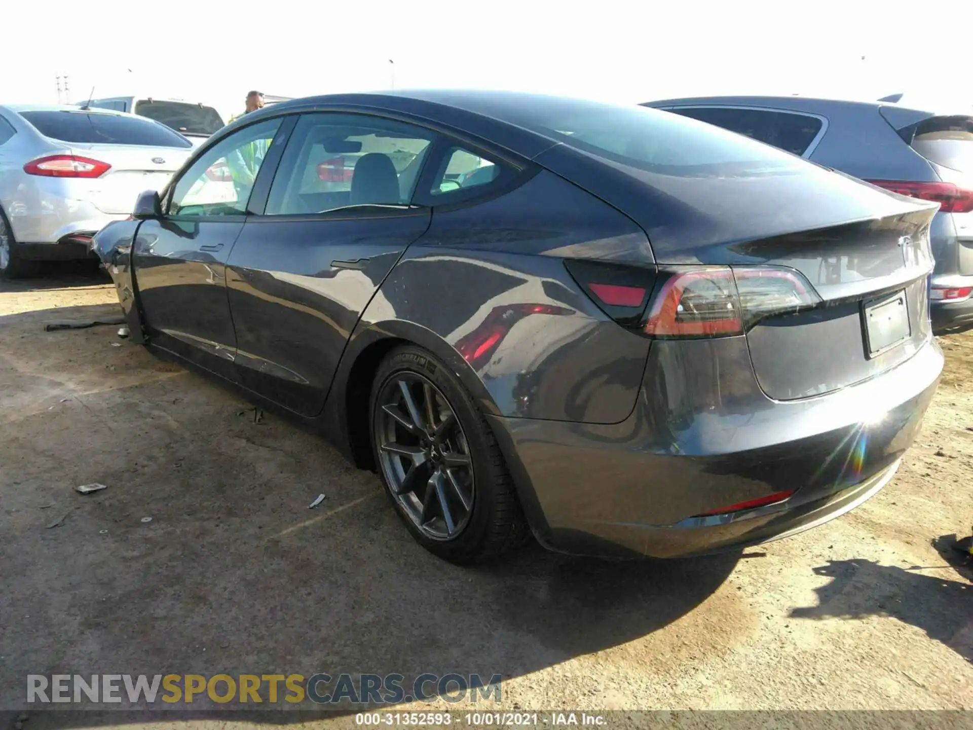3 fotografías del automóvil dañado 5YJ3E1EA7MF876013 TESLA MODEL 3 2021