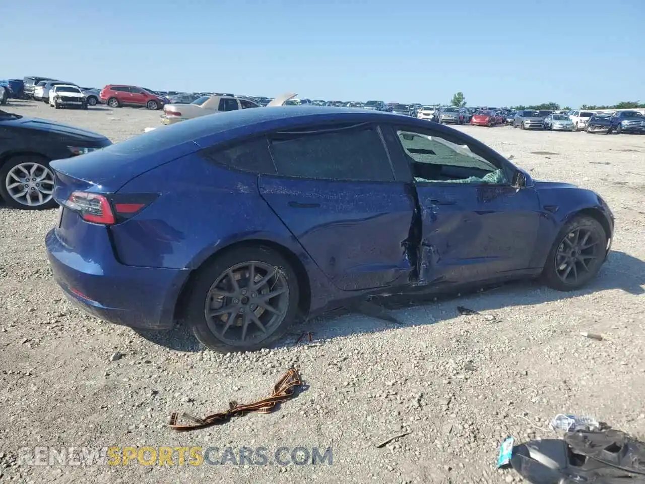 3 Photograph of a damaged car 5YJ3E1EA7MF914792 TESLA MODEL 3 2021