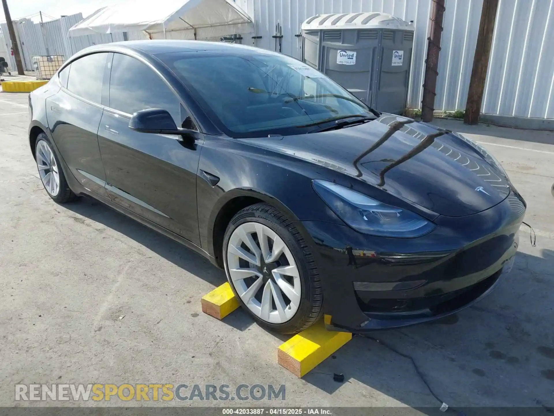 1 Photograph of a damaged car 5YJ3E1EA7MF937392 TESLA MODEL 3 2021