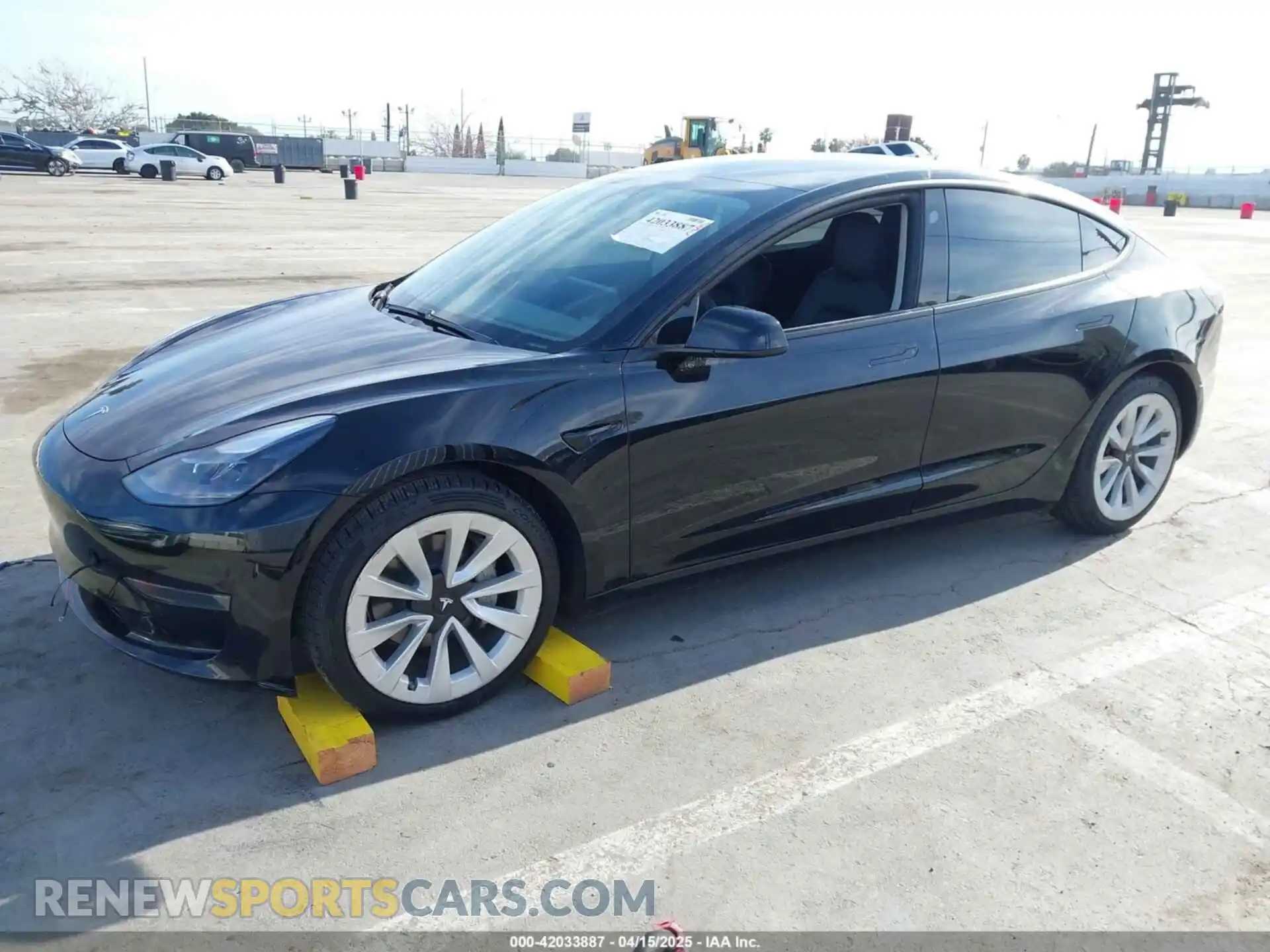 2 Photograph of a damaged car 5YJ3E1EA7MF937392 TESLA MODEL 3 2021
