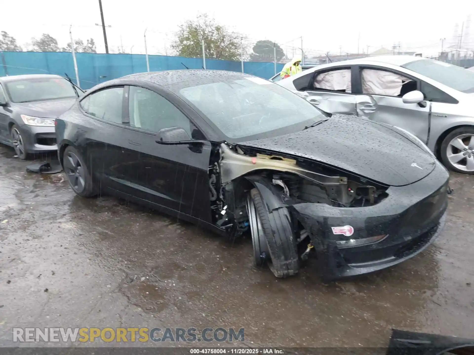 1 Photograph of a damaged car 5YJ3E1EA7MF939238 TESLA MODEL 3 2021