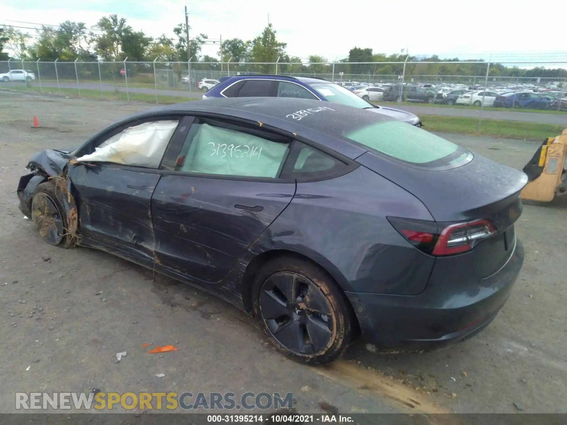 3 Photograph of a damaged car 5YJ3E1EA7MF974040 TESLA MODEL 3 2021