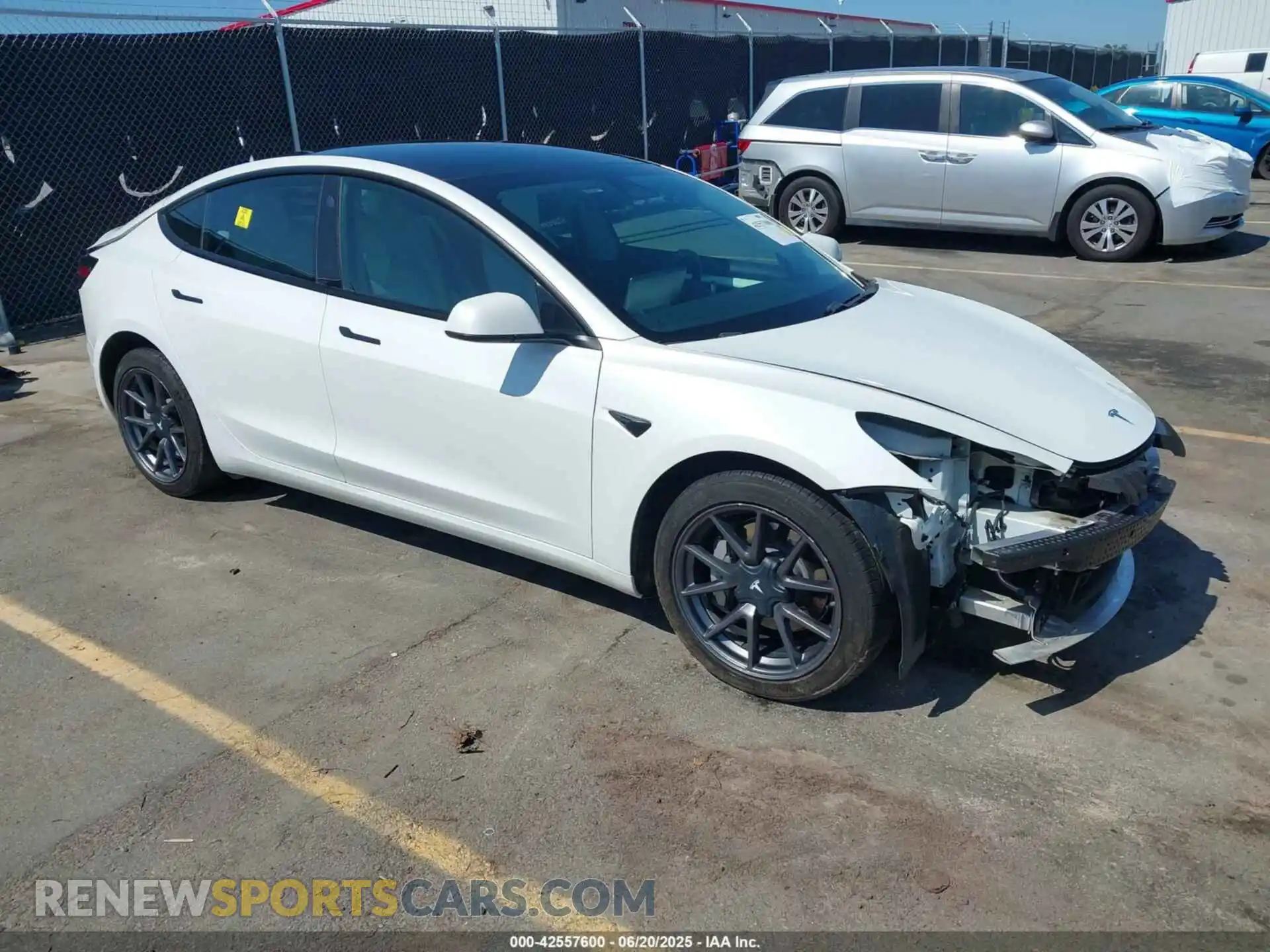 1 Photograph of a damaged car 5YJ3E1EA8MF018338 TESLA MODEL 3 2021