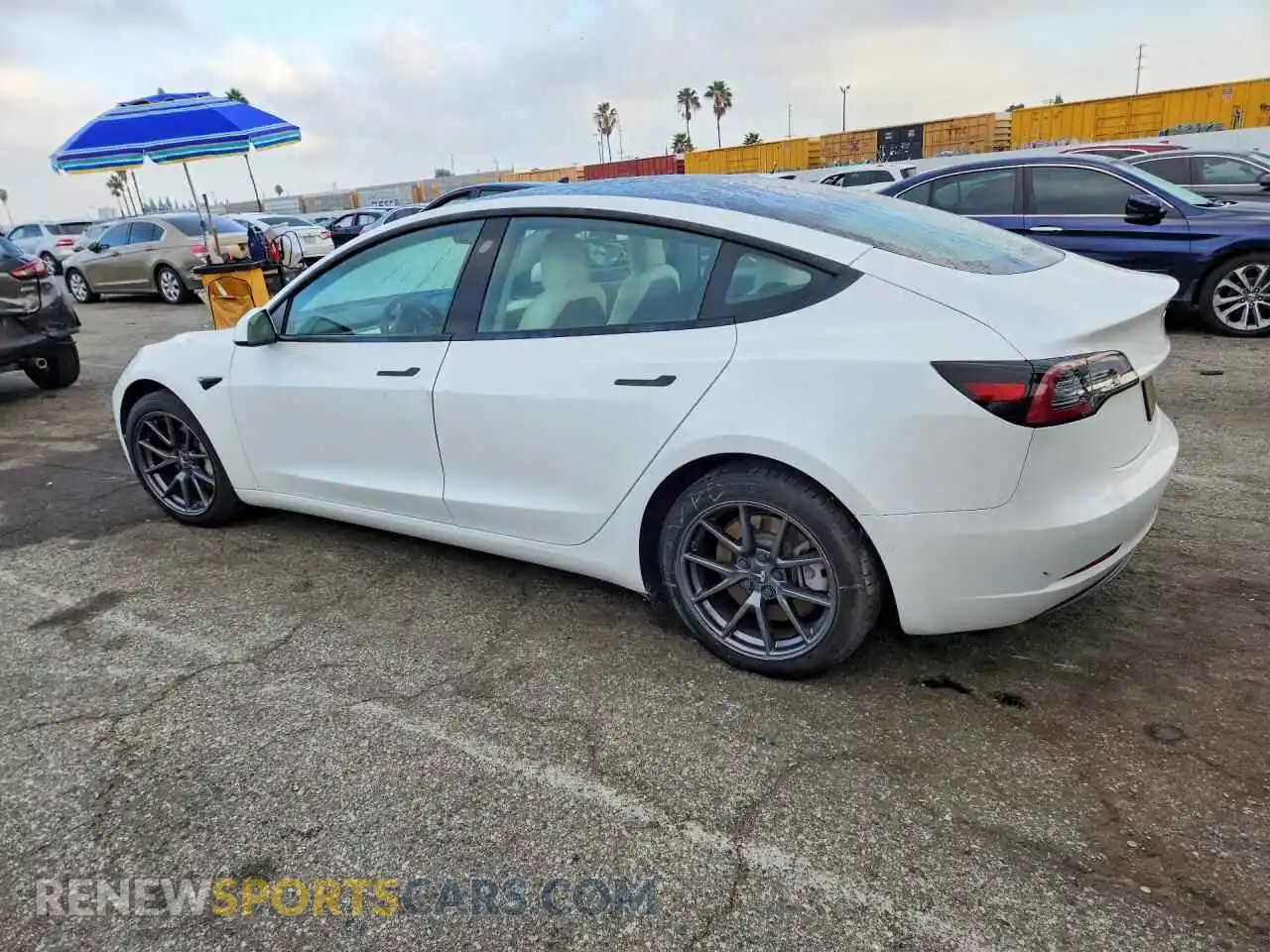 2 fotografías del automóvil dañado 5YJ3E1EA8MF028836 TESLA MODEL 3 2021