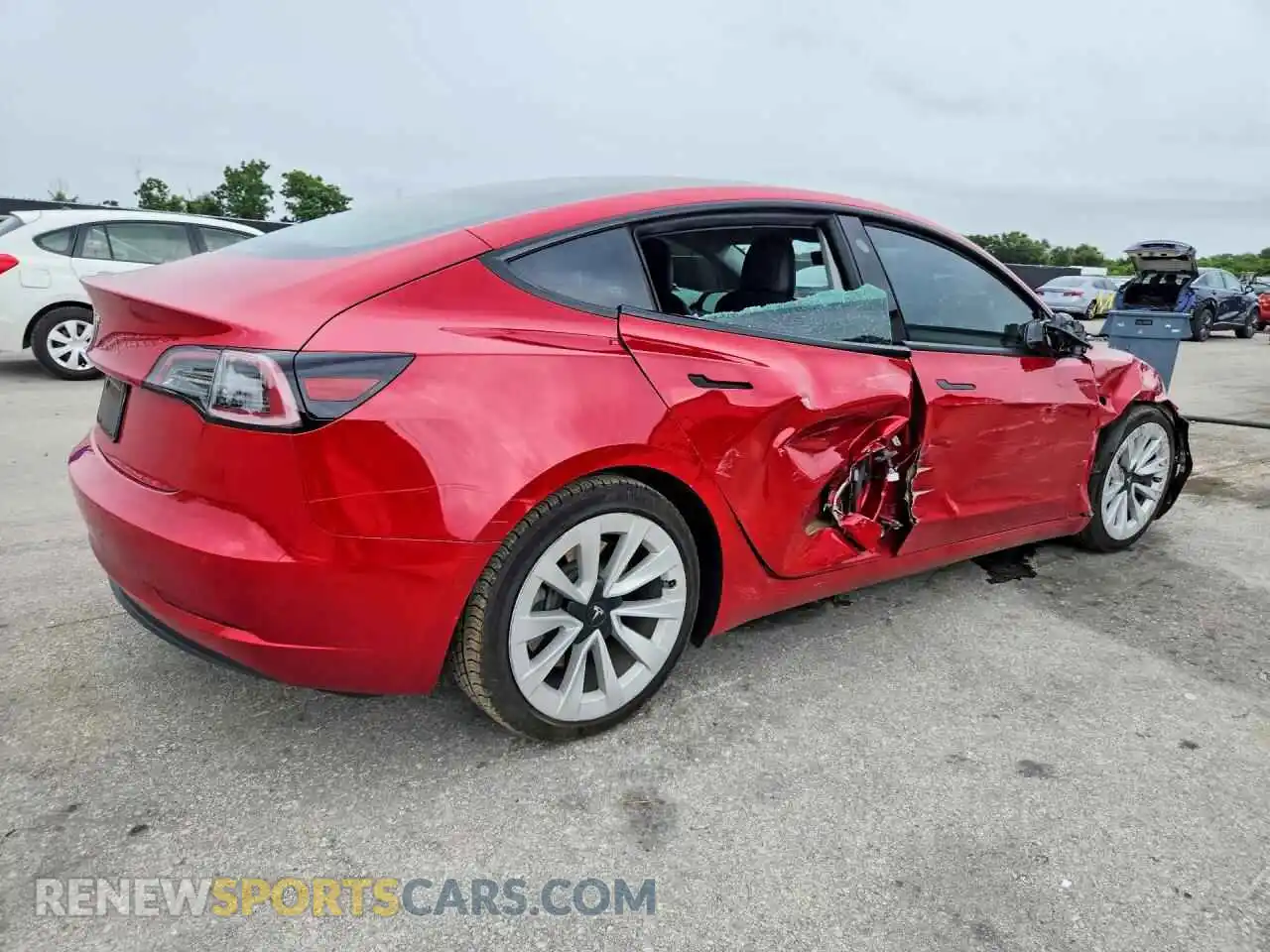 3 Photograph of a damaged car 5YJ3E1EA8MF029937 TESLA MODEL 3 2021