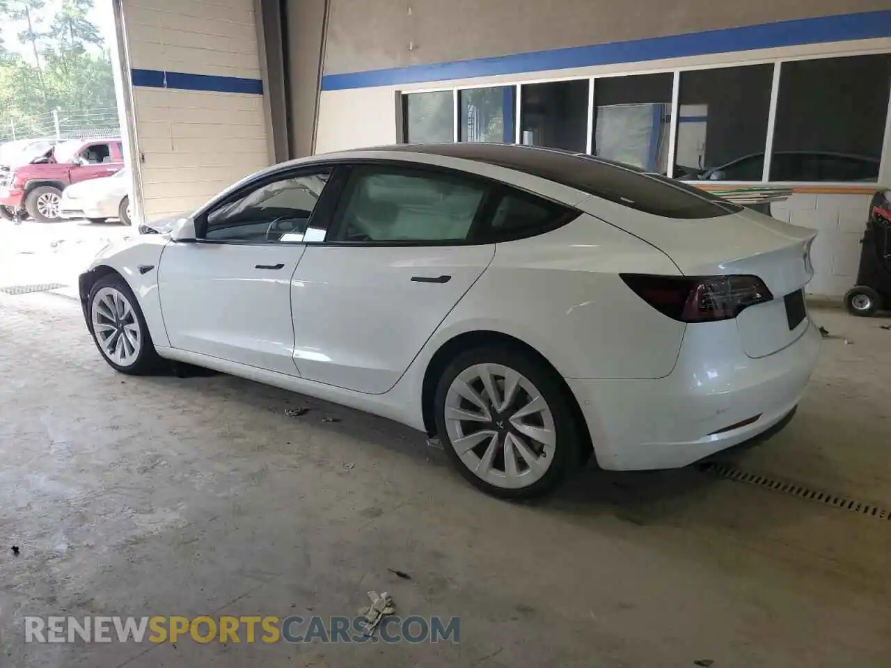 2 Photograph of a damaged car 5YJ3E1EA8MF045555 TESLA MODEL 3 2021