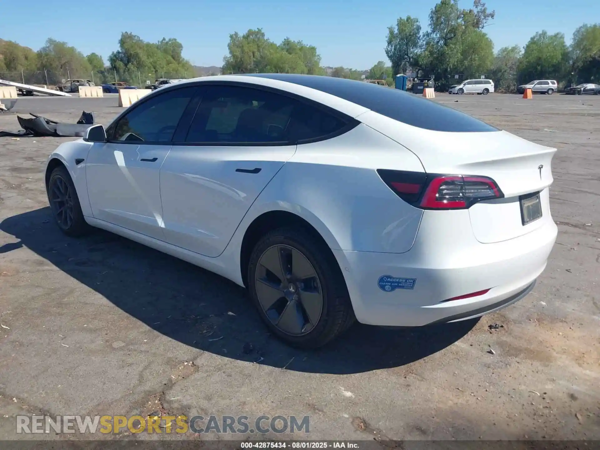 3 Photograph of a damaged car 5YJ3E1EA8MF064588 TESLA MODEL 3 2021