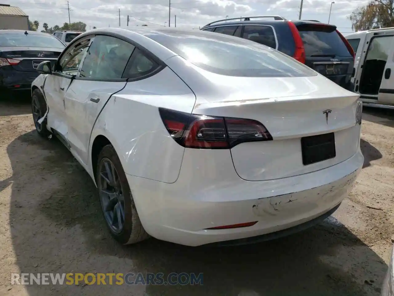 3 Photograph of a damaged car 5YJ3E1EA8MF094562 TESLA MODEL 3 2021