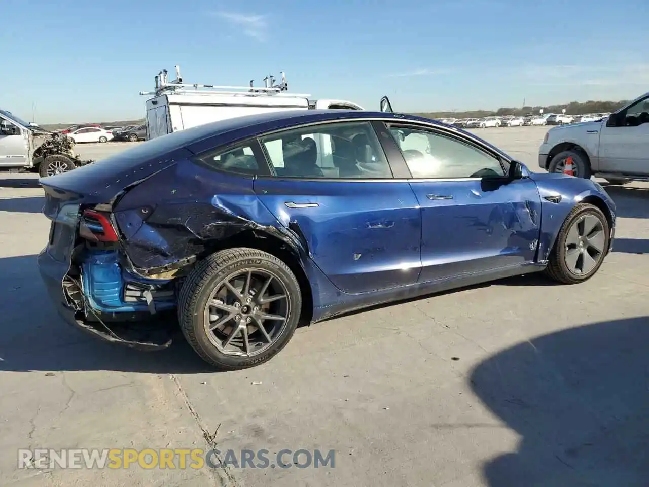 3 Фотография поврежденного автомобиля 5YJ3E1EA8MF837074 TESLA MODEL 3 2021