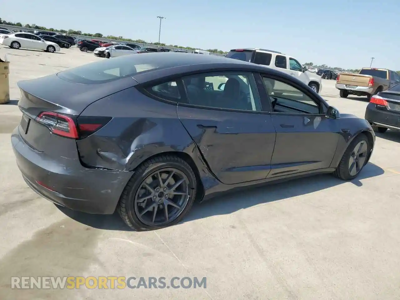3 Photograph of a damaged car 5YJ3E1EA8MF867546 TESLA MODEL 3 2021