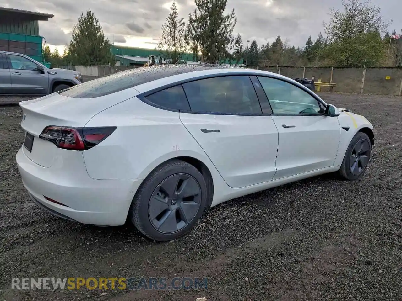 3 Photograph of a damaged car 5YJ3E1EA8MF877025 TESLA MODEL 3 2021