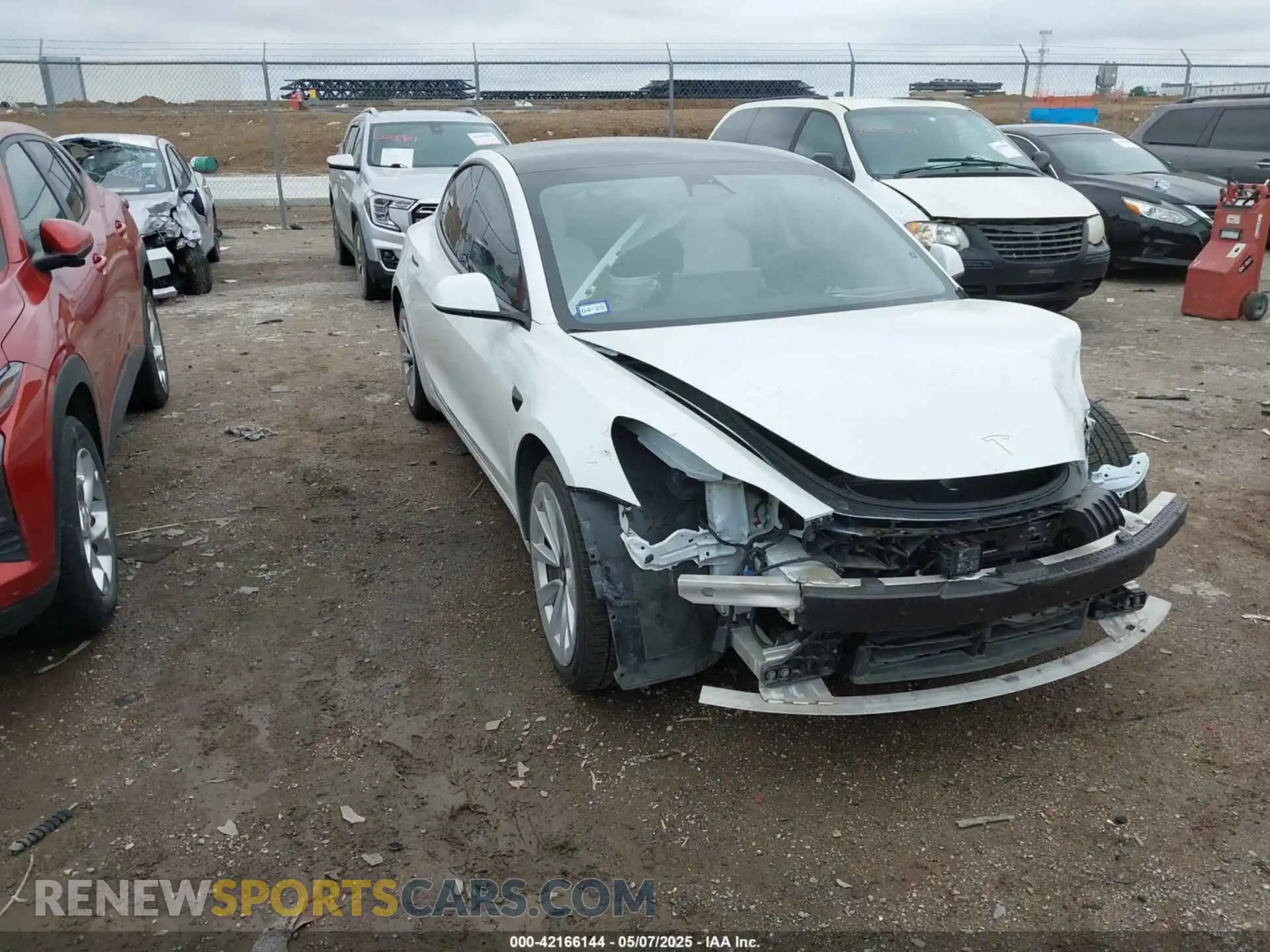 1 Photograph of a damaged car 5YJ3E1EA8MF921542 TESLA MODEL 3 2021