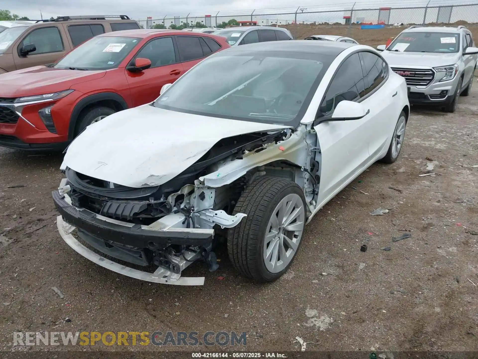 2 Photograph of a damaged car 5YJ3E1EA8MF921542 TESLA MODEL 3 2021