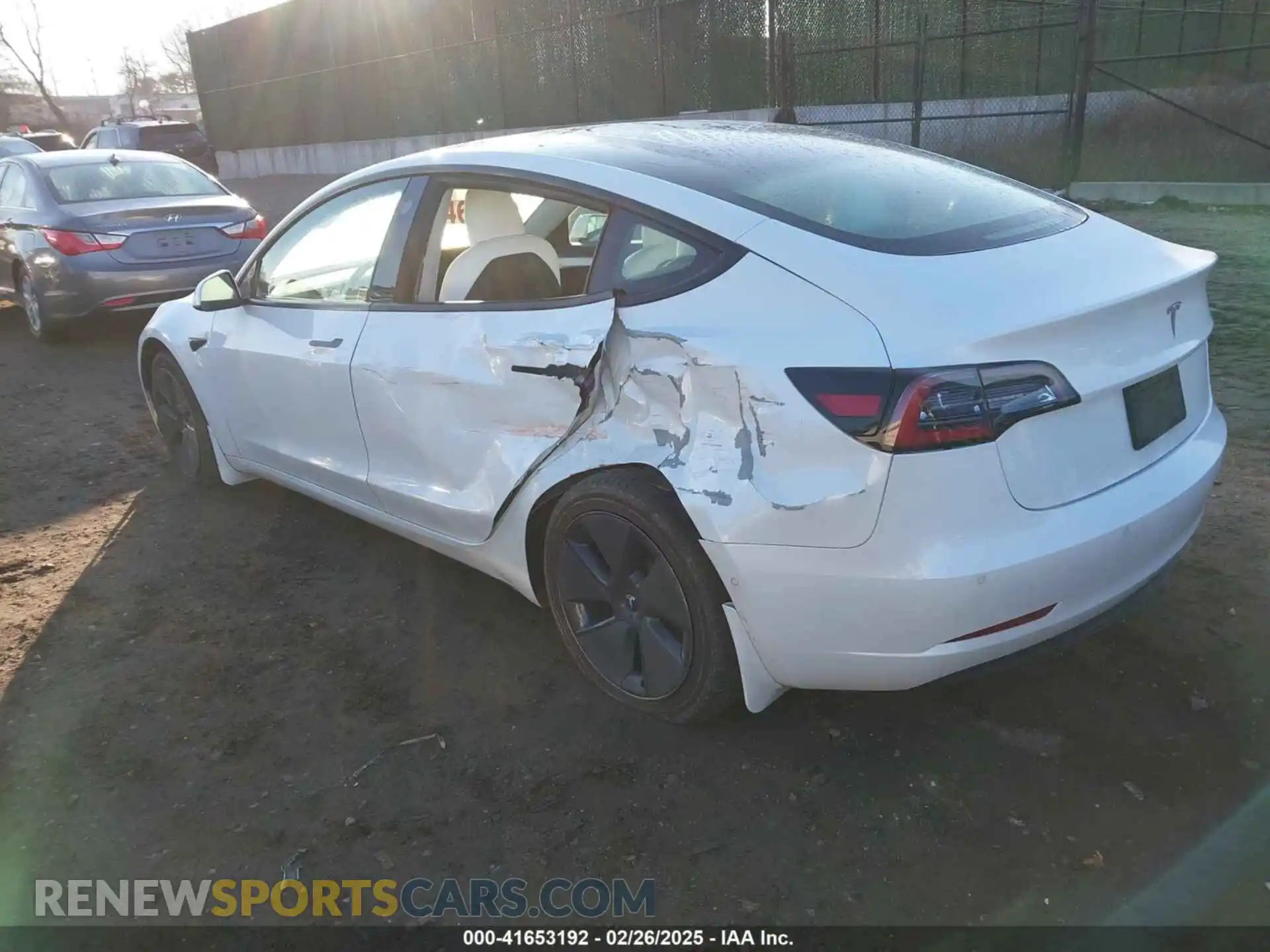3 Photograph of a damaged car 5YJ3E1EA8MF978176 TESLA MODEL 3 2021