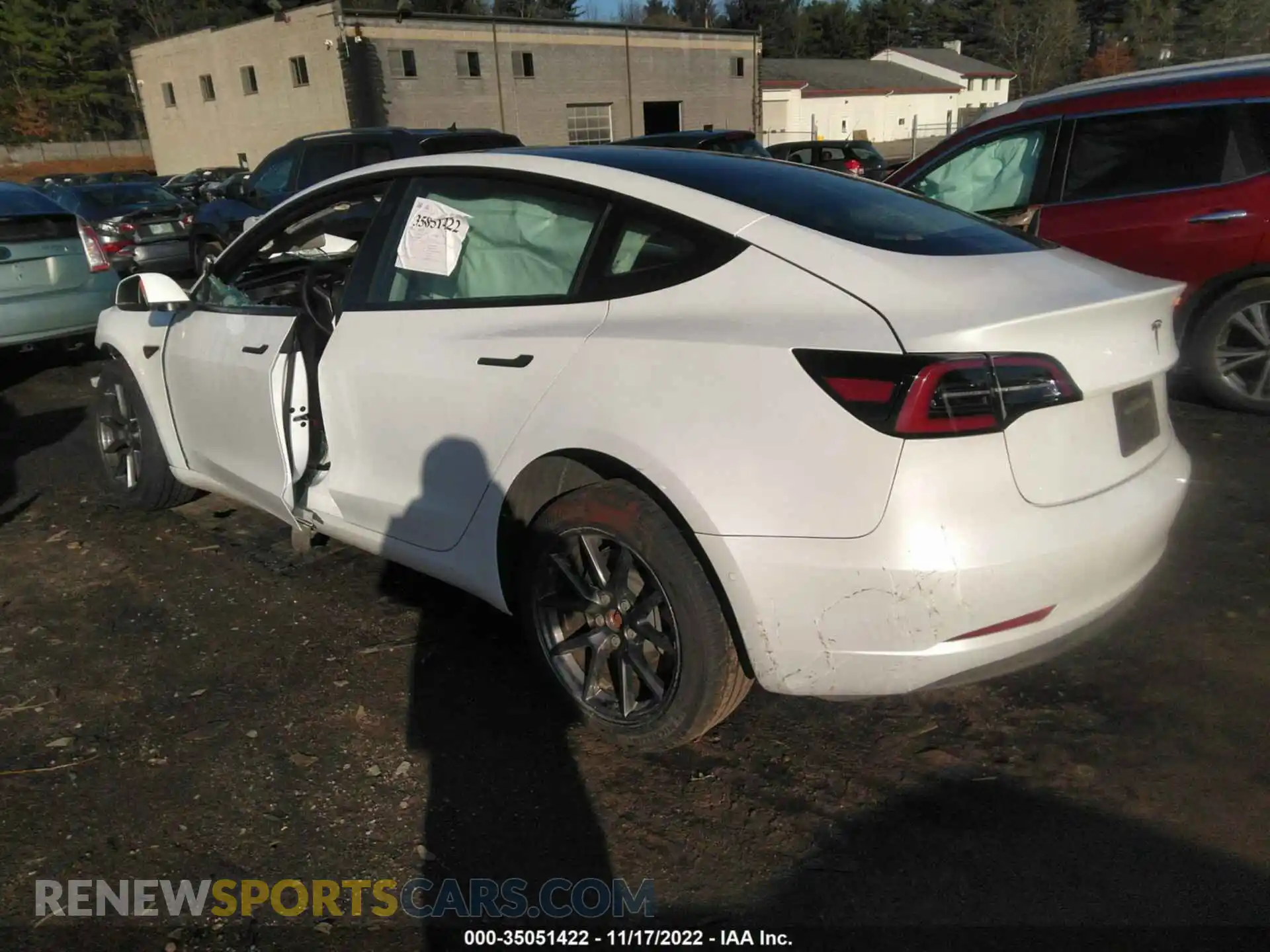 3 Photograph of a damaged car 5YJ3E1EA8MF991641 TESLA MODEL 3 2021