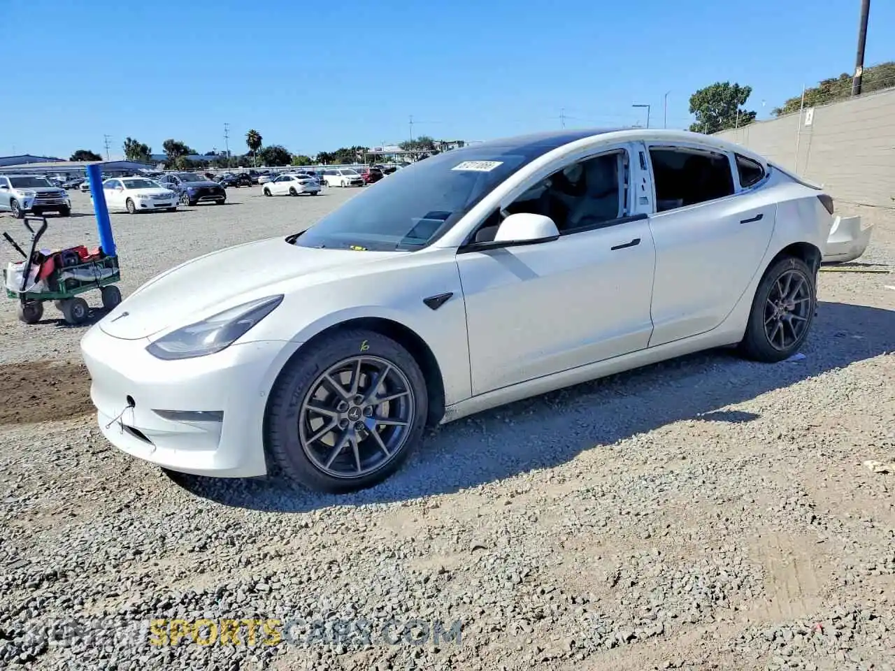 1 Photograph of a damaged car 5YJ3E1EA9MF031745 TESLA MODEL 3 2021
