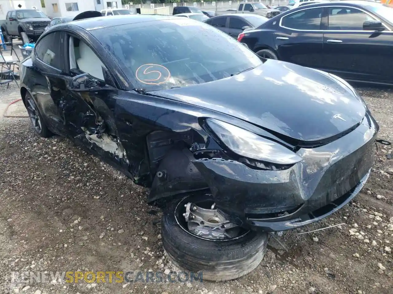 1 Photograph of a damaged car 5YJ3E1EA9MF064552 TESLA MODEL 3 2021