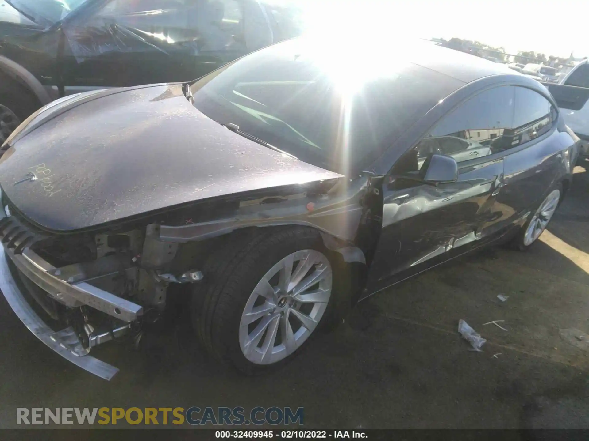 2 Photograph of a damaged car 5YJ3E1EA9MF067208 TESLA MODEL 3 2021