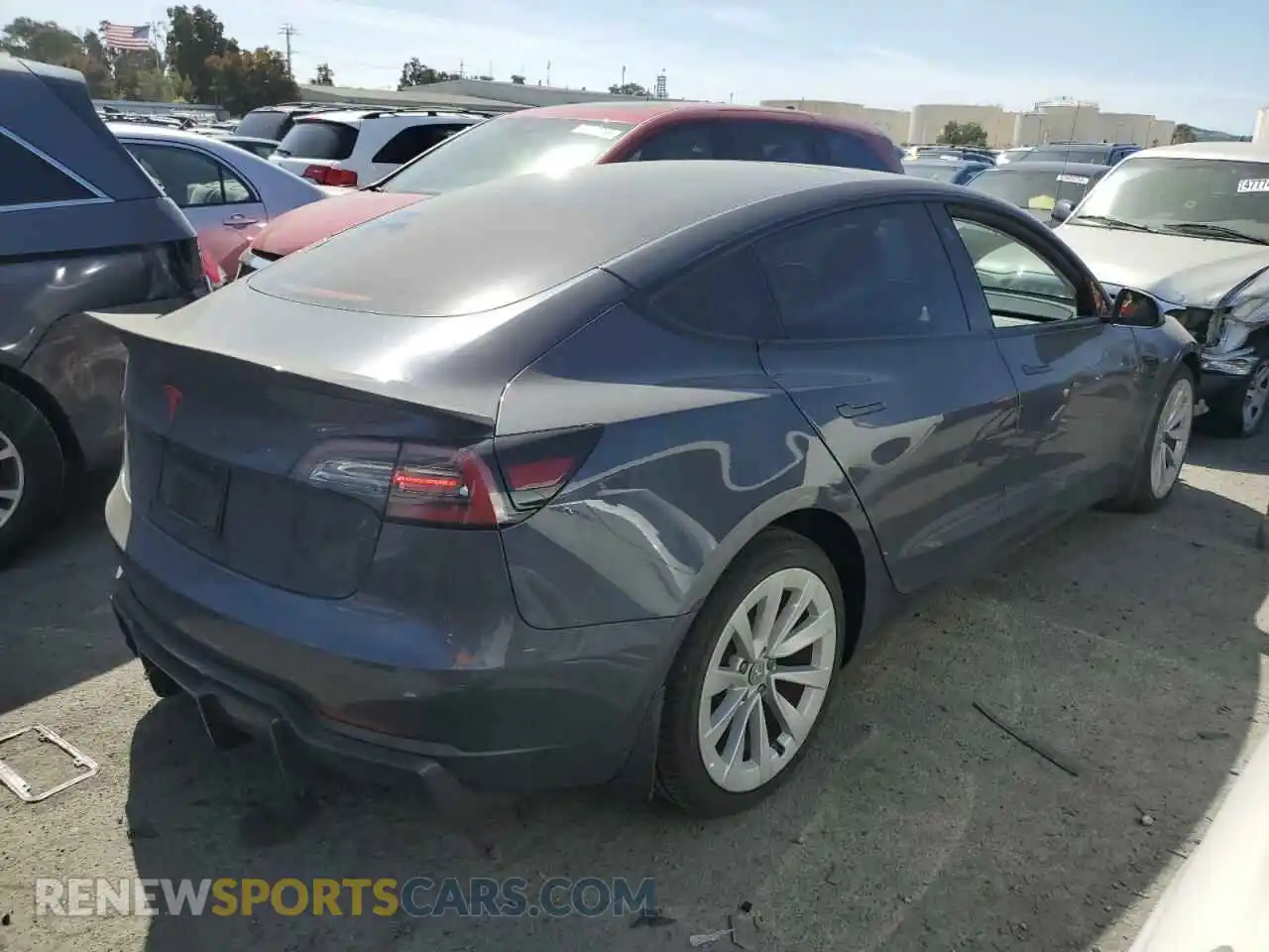 3 Photograph of a damaged car 5YJ3E1EA9MF071050 TESLA MODEL 3 2021