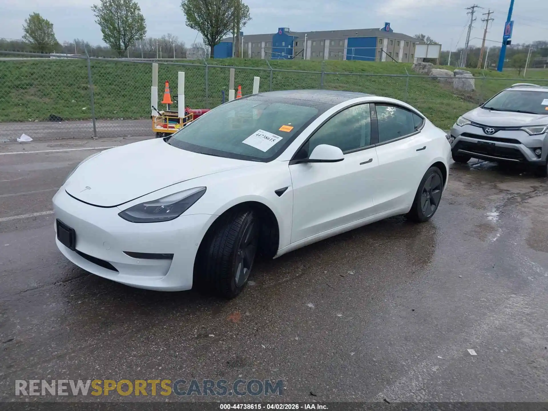 2 Photograph of a damaged car 5YJ3E1EA9MF078936 TESLA MODEL 3 2021