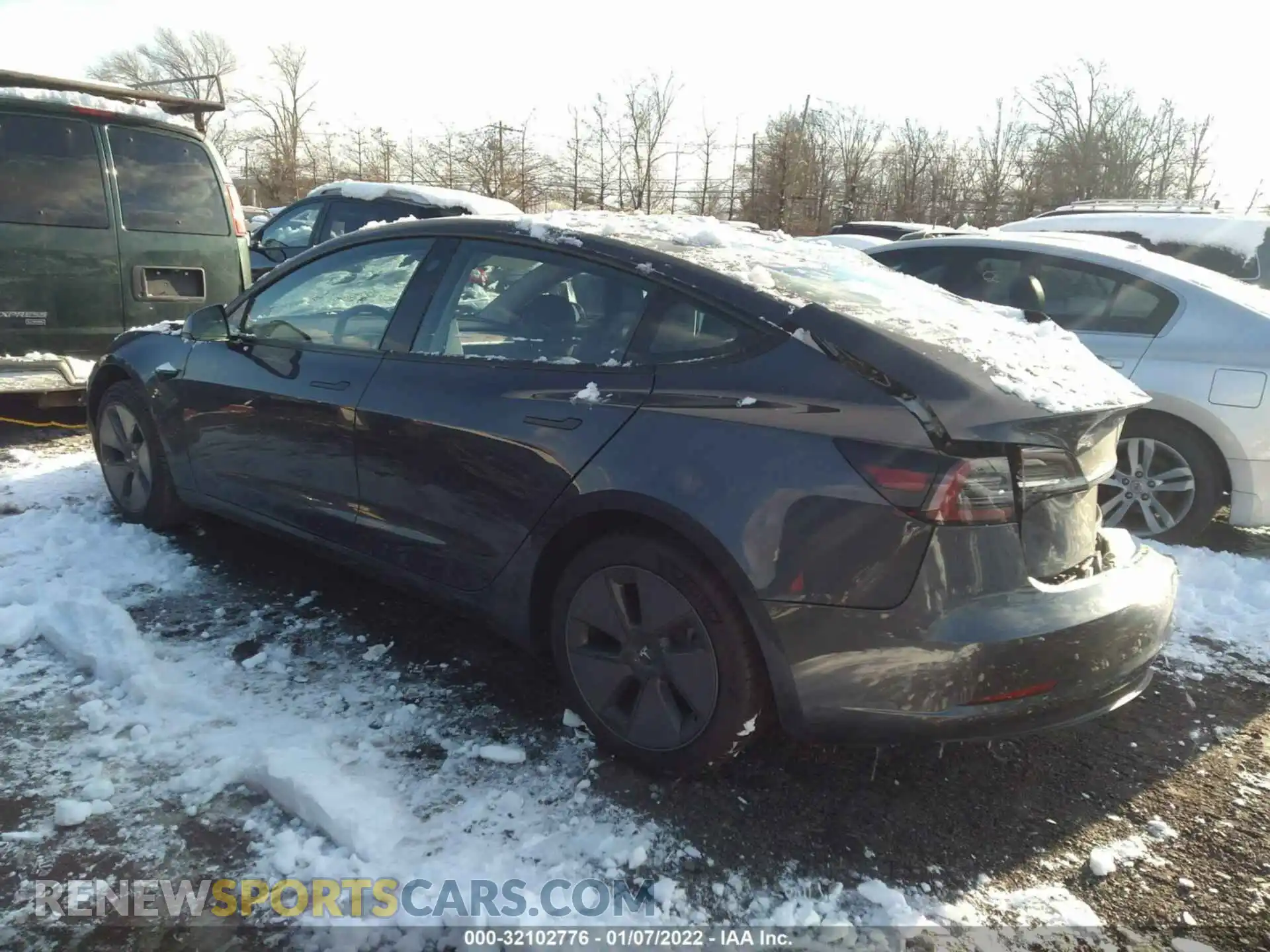 3 Photograph of a damaged car 5YJ3E1EA9MF083022 TESLA MODEL 3 2021